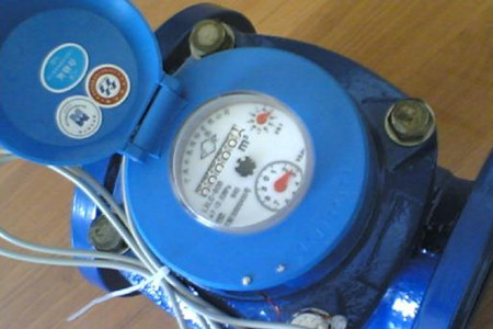 一種密封性好、不易滲水的光電直讀遠傳水表